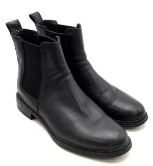 Clarks Women's Black Chelsea Boots - Size 9