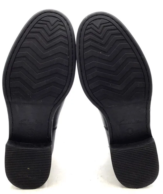 Clarks Women's Black Chelsea Boots - Size 9