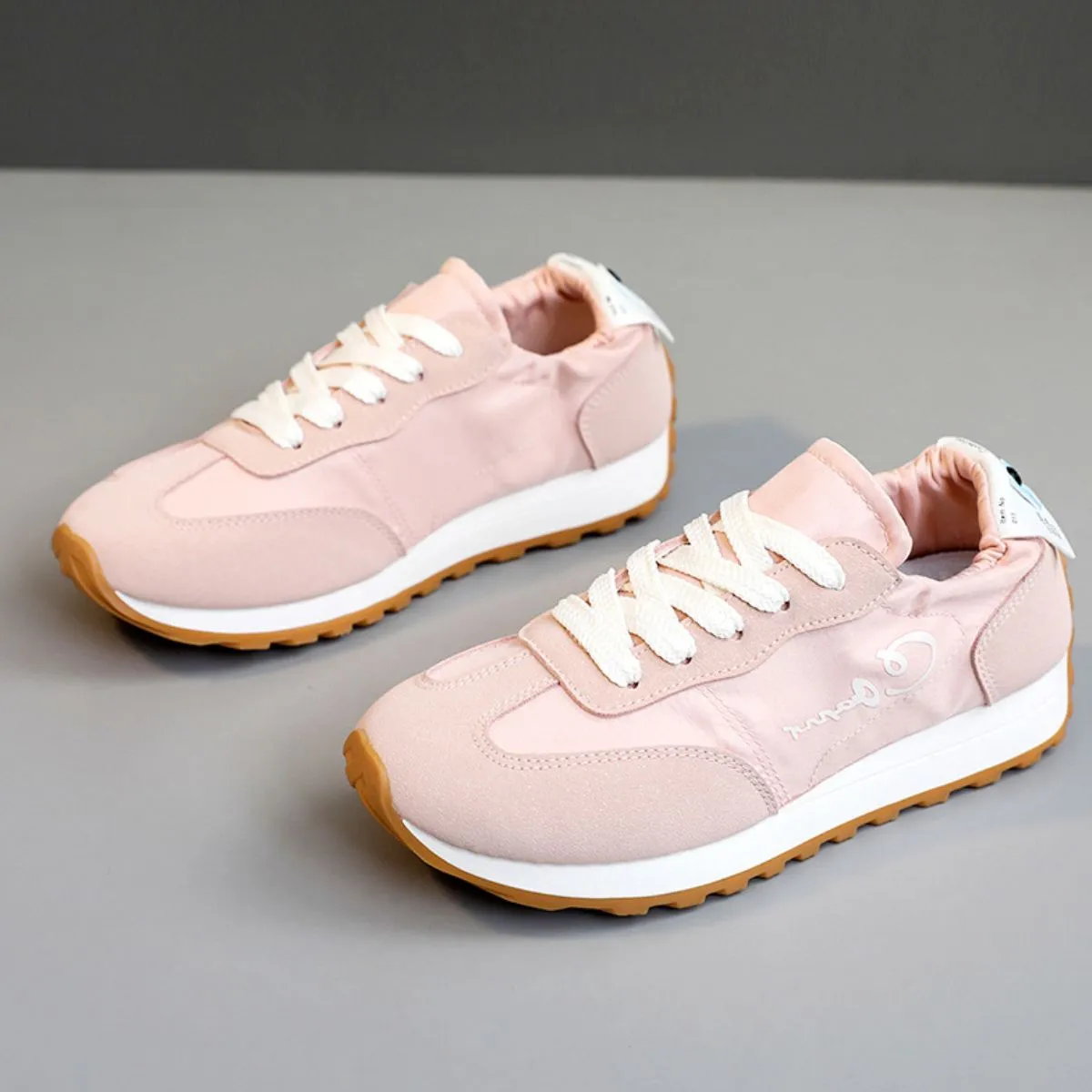 Contrast Round Toe Athletic